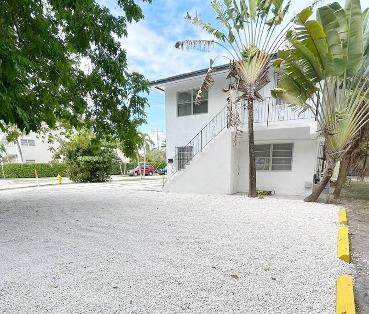 Fully Equipped Apartments With Parking Near Cocowalk Miami Eksteriør billede