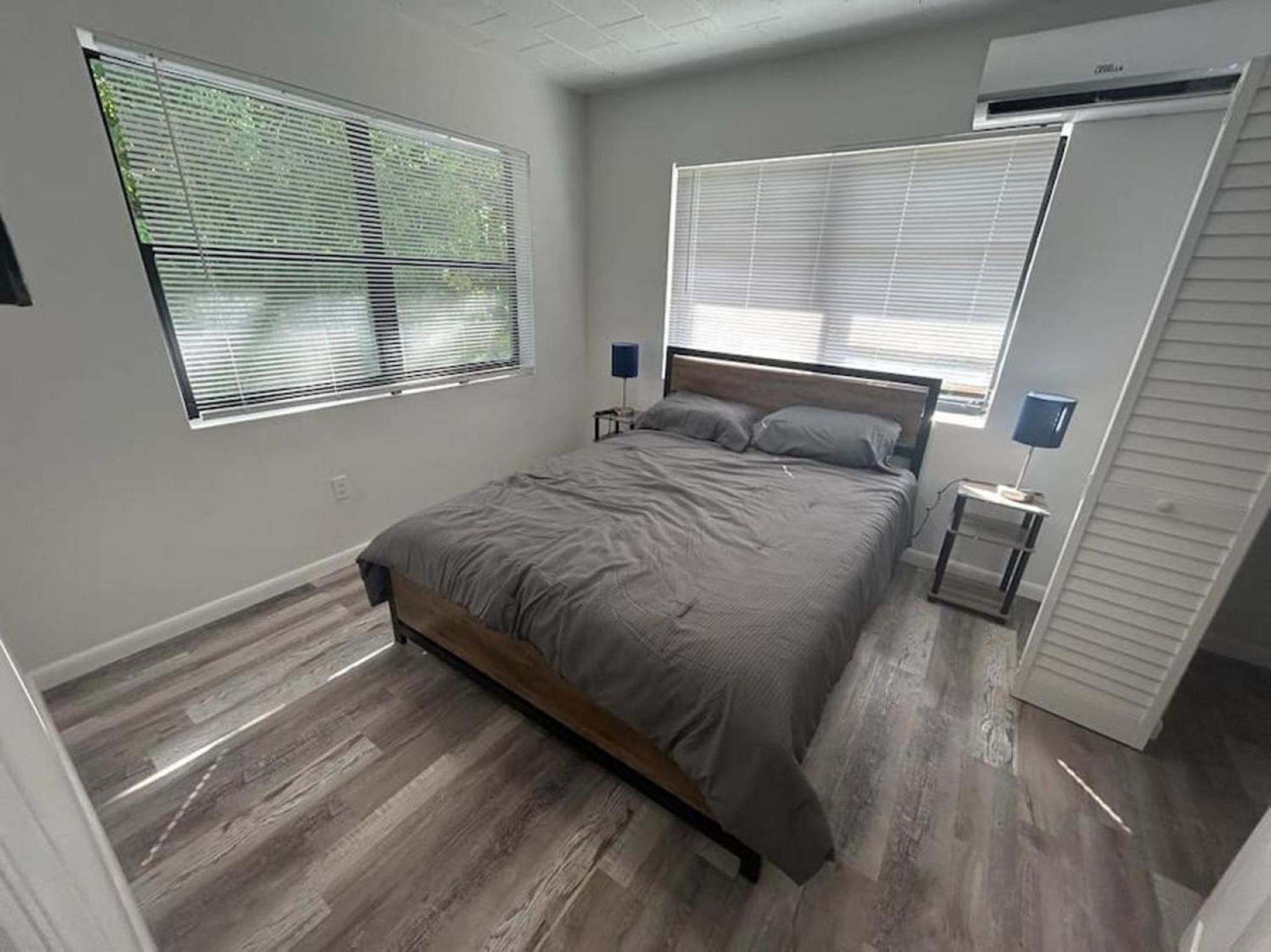 Fully Equipped Apartments With Parking Near Cocowalk Miami Eksteriør billede