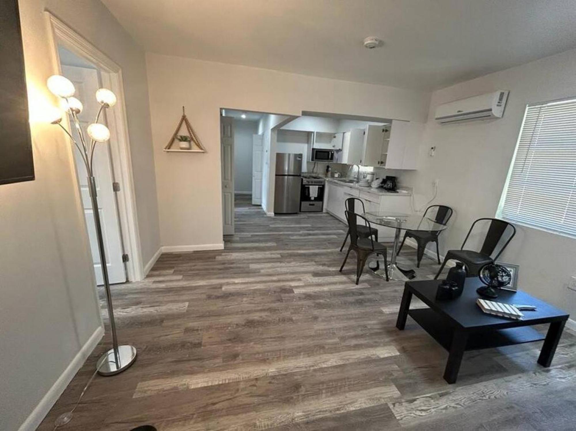 Fully Equipped Apartments With Parking Near Cocowalk Miami Eksteriør billede