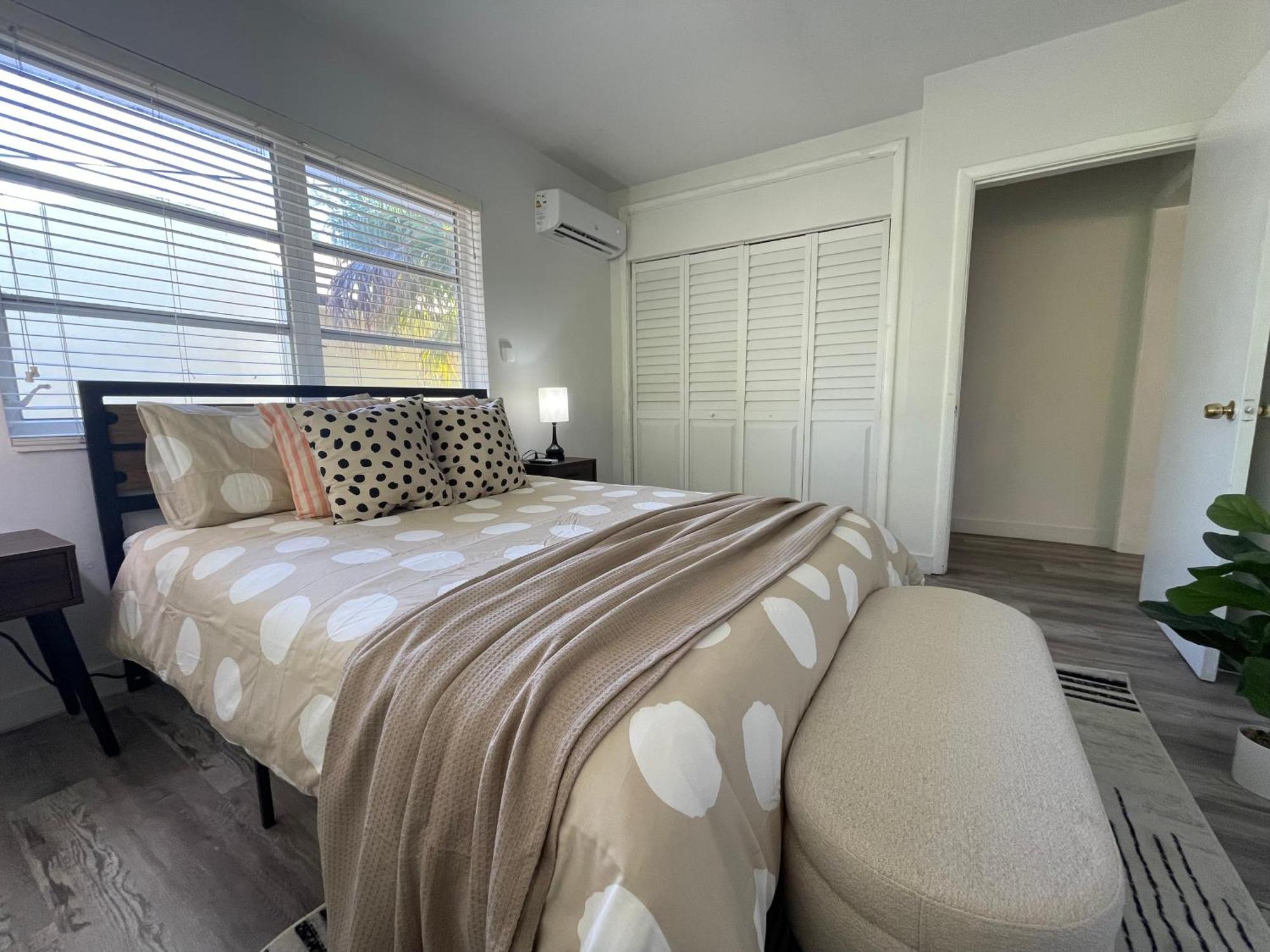 Fully Equipped Apartments With Parking Near Cocowalk Miami Eksteriør billede